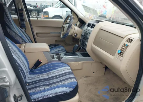 2008 Ford Escape Xlt из США, поврежденный, VIN 1FMCU03118KB00402